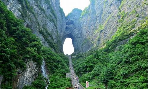 天门山旅游攻略景点必去_天门山旅游攻略景点必去的地方